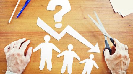 英国科学家启动合成人类DNA计划，引发伦理与文明危机警报