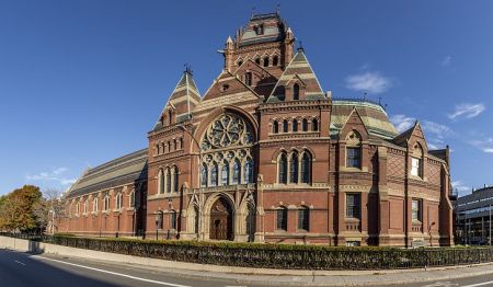 揭秘账目：川普政府曝光数十亿美元外国资金流入美国大学
