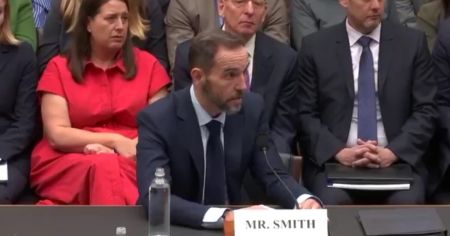 前特别检察官杰克史密斯出席众议院司法委员会听证  称他记不清是谁让他宣誓就任特别检察官