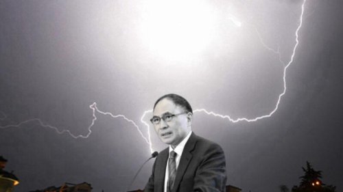 习近平“经济国师”郑永年被控性骚扰一案，调查结果已经出炉。新加坡国立大学17日称，郑的行为违反了国大职员行为守则，给当事人郑永年以书面警告。