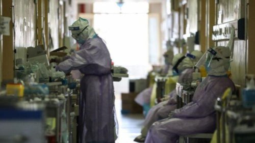 中共病毒疫情在全球肆虐近一年，中共公布的确诊和死亡数据一直被认为严重缩水。中国工程院院士钟南山20日罕见表示，武汉地区危重症患者死亡率达40%。由此推断，疫情发源地武汉的真实死亡人数超乎想像。