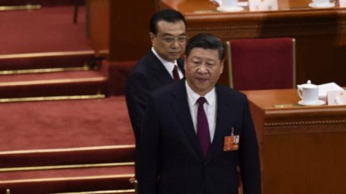 习近平要求2020年全面脱贫，建成小康社会。党媒近日宣布，全国832个贫困县“全部脱贫摘帽”。但李克强控制的国务院系统不认账，强调贫困县全部脱贫摘帽，要由中央宣布才算。 