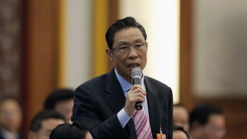中国工程院院士钟南山27日表示，近日发现多人同时得流感和感染中共病毒。随着冬季来临，流感和疫情都进入爆发期，使防控疫情增加难度。 