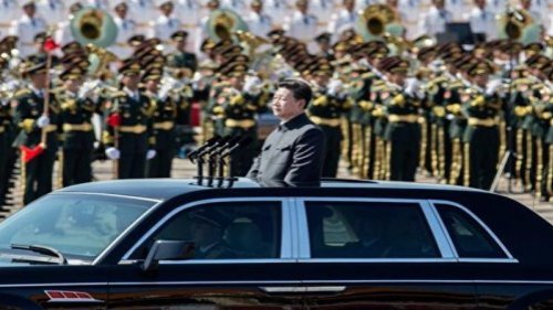 12月4日，在中共全军思想政治教育工作会议上，习近平现身后一反常态，仅仅与中共军队代表合影，没有发表“重要讲话”，而由中共军委副主席张又侠讲话。