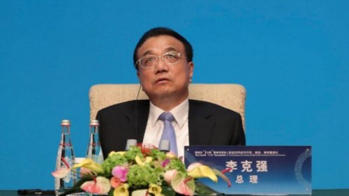 为期三天的中央经济工作会议18日结束，李克强总理部署明年经济工作任务，透露不少实情。有分析说，中共正面临美国全面的制裁和技术封杀，李克强提出的八大任务，显示他对中国的经济前景，心里没底。 