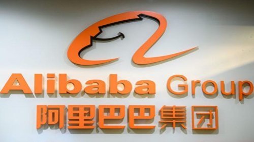 在蚂蚁集团上市案被喊停后，12月24日，蚂蚁母公司、马云创办的阿里巴巴也遭到反垄断调查。