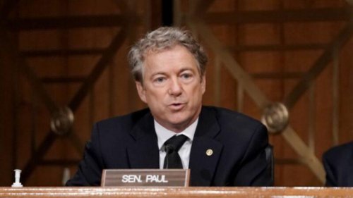 共和党国会参议员兰德‧保罗（Rand Paul）表示，周二（1月26日），他将针对参议院的川普弹劾审判发起挑战。保罗认为，审判前总统将违反美国宪法。