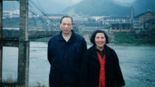  被中国民间称为“江泽民克星”的历史学者吕加平3月11日晚在北京病逝，享年79岁。吕加平生前曾发表公开信，揭露前中共党魁江泽民“二奸二假”问题，引起舆论轰动。 