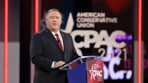 美中高层首次会谈充满了火药味，蓬佩奥（Mike Pompeo）警告拜登政府，要警惕中共只说不做，并强调中共只是把对话“作为拖延战术”。 