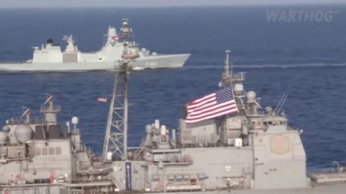  俄国军队在乌克兰附近和克里米亚半岛（Crimea）集结，引发外界关切，美军拟派两艘军舰到黑海（Black Sea）。14日，俄罗斯在黑海举行实弹演习，乌克兰也在乌东举行军事演习。目前土耳其媒体报导，美国已取消调派两艘军舰至黑海的计划。 