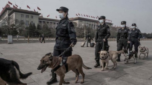 尽管中共不断加强社会控制，但依然无法阻止中国民众、特别是年轻一代的觉醒。日前河北一名高校生被控“煽动颠覆国家政权”，其从8岁起就开始收听境外广播。海外民运人士透露，这是一名热心关注中国人权的红三代。 