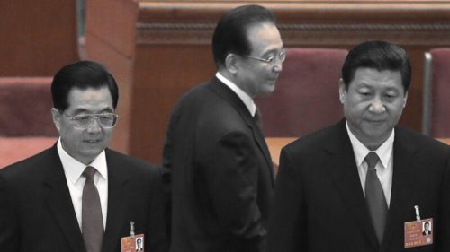 近日，前中共总理温家宝撰文追忆母亲，却遭北京当局封杀。引发中共权斗猜测。而此前在温家宝和胡锦涛都曾在香港问题上对习近平撂下重话，“我们该说的话都说了，你看着办！” 