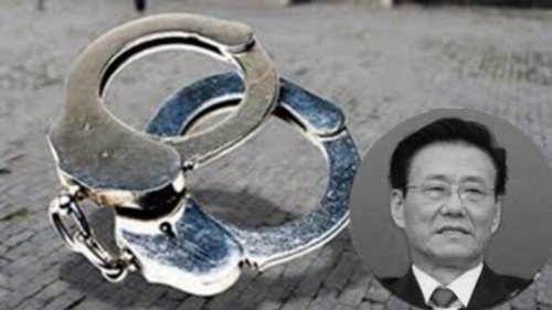中共吉林省检察院前检察长杨克勤日前被以“受贿罪”判刑13年。此前有消息称，杨克勤落马，与央视女主持人刘芳菲的丈夫、港商刘希泳被酷刑逼供致死案有关。