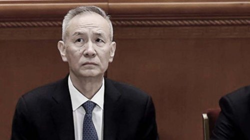 中共明年秋天将召开二十大，目前各派势力都在为“二十大”卡位。英国《金融时报》突然爆出一条关于中共副总理刘鹤之子刘天然，秘密操盘私募公司敛财内情。引发外界揣测。这可能涉二十大权斗3大特征。 