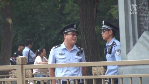 福建省长汀县通报，两名警察强奸妇女案件。福建政法委27日通报案情说，长汀县公安局濯田派出所原副所长邹斌盛，因强奸和猥亵妇女获刑9年。