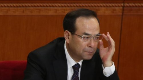 过去几年，习近平当局接连拿下多只副国级甚至国级大老虎，震动官场。除了徐才厚已病死，薄熙来与周永康、令计划、孙政才等都在秦城监狱服刑。这几大老虎在狱中服刑细节最近被曝光。 