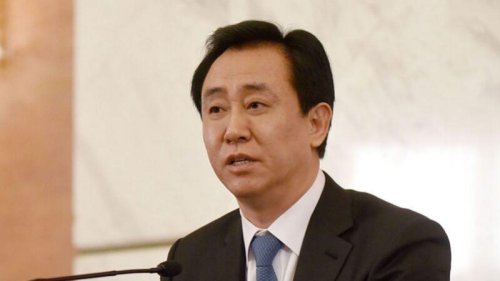 深陷债务危机的恒大集团8月19日被中共监管部门约谈，20日凌晨回应，将想尽一切办法确保楼盘交付，保持公司经营稳定，化解债务风险，维护房地产市场和金融稳定。 