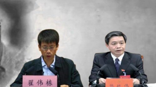 9月14日，河南省政府官网消息，掌掴秘书长的河南济源市原市委书记张战伟被免职后，近日进入河南省政府工作，被聘为政府参事。引发舆论质疑。 