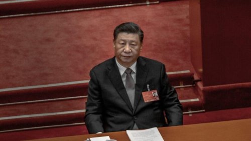 中共四中全会闭幕后的权力博弈与习近平核心地位分析