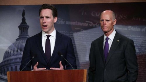 一位共和党参议员说，在2022年中期选举后未能夺回参议院多数席位，共和党人需要进行变革。