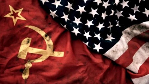 Man in America网站创始人塞思-霍莱豪斯（Seth Holehouse）表示，共产主义集团是对美国及其人民的最大威胁。
