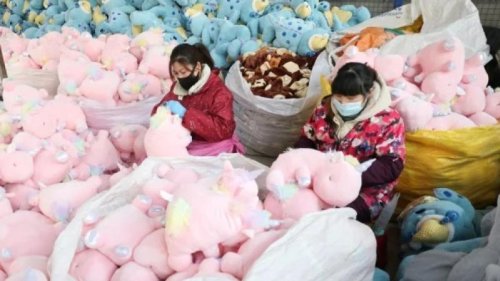4月30日，韩国关税厅发布通告，针对中国跨境电商所销售252款的超低廉海淘儿童产品检测，竟发现共有38款产品含致癌物质超标，甚至有产品的致癌物质镉含量，超标逾3000倍