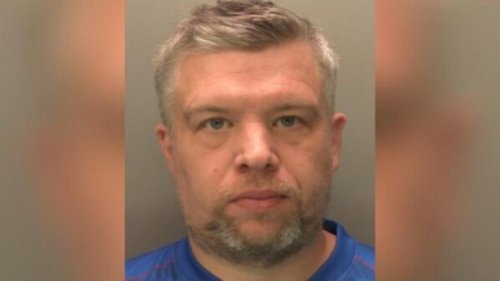 英国男子因在 X 上发布帖子被判入狱三年