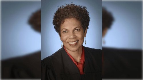 司法暴政：激进法官坦妮娅·丘特坎允许州检察长公开DOGE员工身份