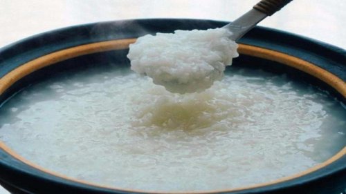 误区破解：精米粥不是古中医养生粥，糙米粥才是关键   长期喝精米粥的隐患：高血糖、加速衰老与健康风险